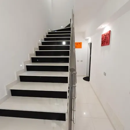 Appartamento Vacanze A Casa *